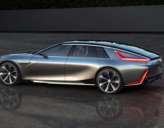 Cadillac revela nuevo sedán eléctrico de $300,000